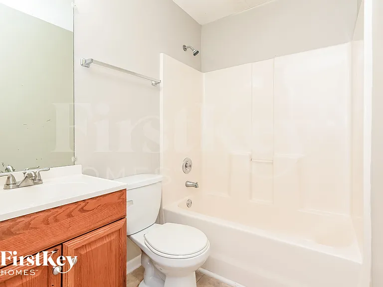 402 Legend Creek Point — Photo 14