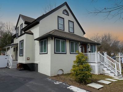 21 Englewood Ave, Worcester, MA, 01603