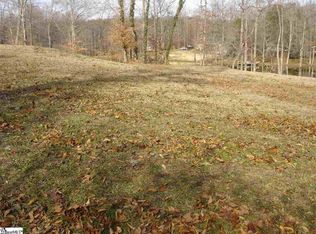 W Lakeview Dr, Duncan, SC 29334