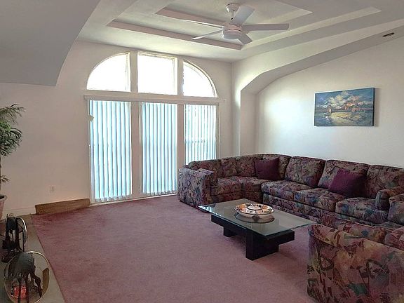 4th image of 35 Claremount Dr