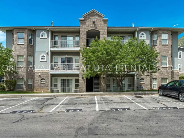 392 N Seven Peaks Blvd, Provo, UT