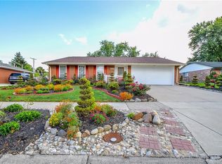 5250 Pitcairn Rd, Dayton, OH 45424