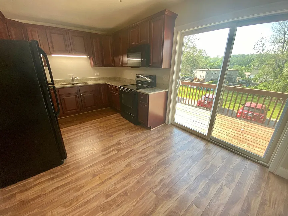 4 Providence Rd