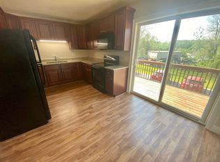 4 Providence Rd APT 6, Sutton, MA 01590