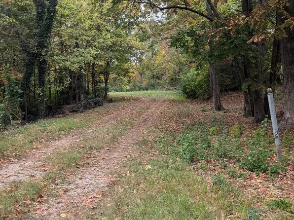1121 Panorama Dr, Chattanooga, TN 37421