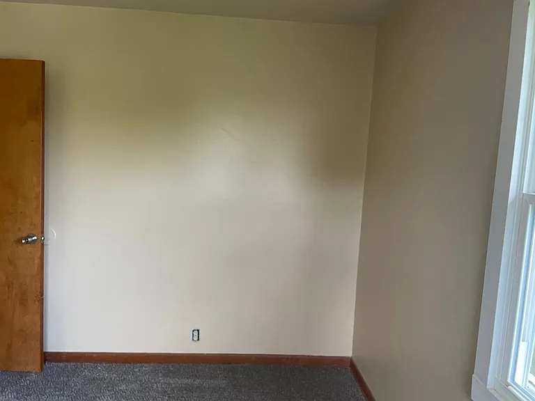 2416 Brookline Ave — Photo 10