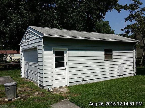 3rd image of 4 Maney Dr