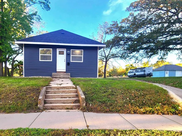 245 State St, Jackson, MN 56143