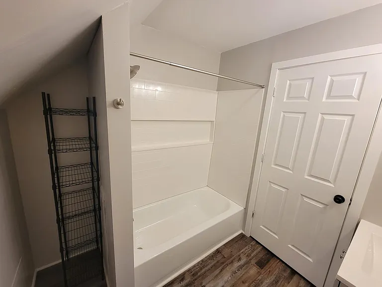 3rd fl bath