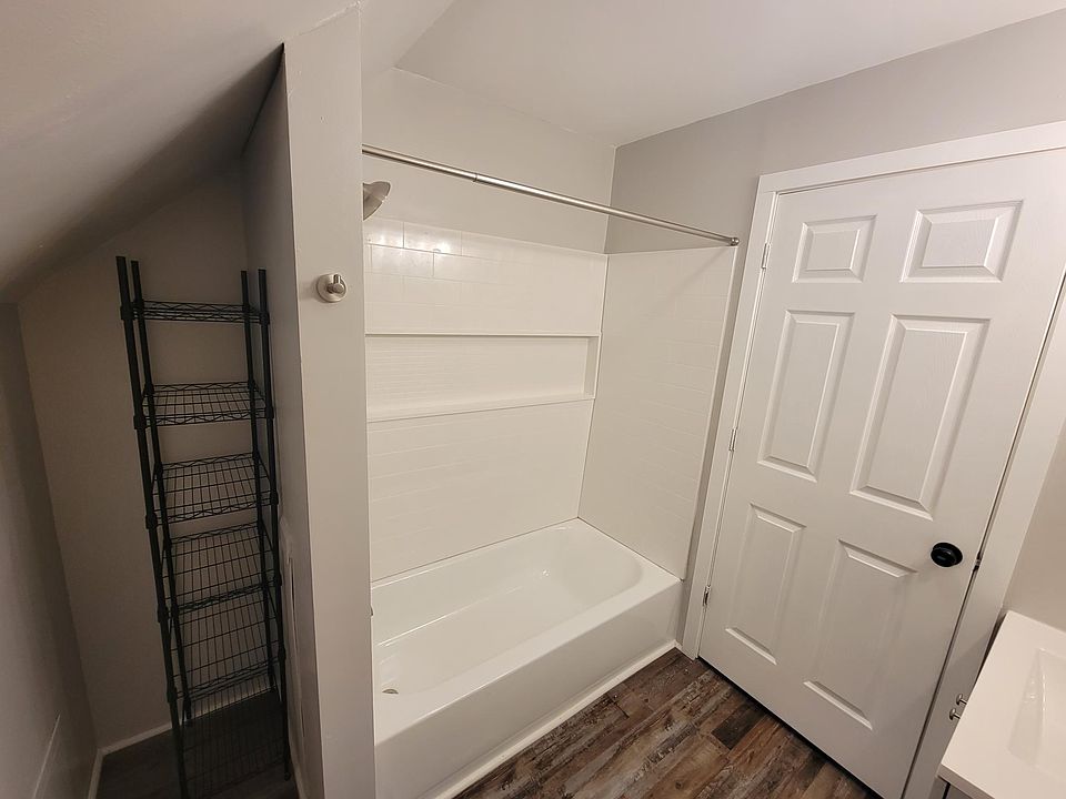3rd fl bath