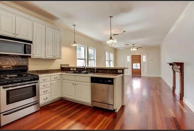 5635 Rosemary Pl — Photo 4