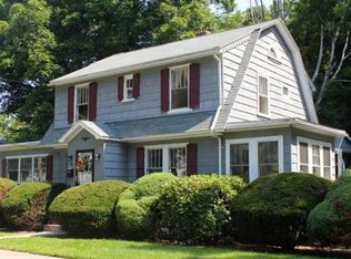 8 Gilmore Ave, Reading, MA 01867