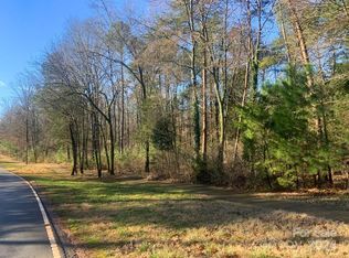 8807 Island Point Rd #123, Charlotte, NC 28278