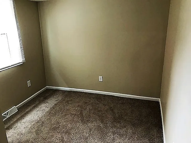 736 Boggs Ave — Photo 10