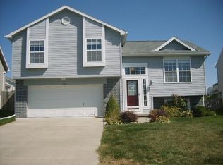 7413 S 179th St, Omaha, NE 68136