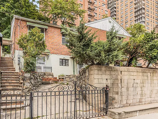 Sold by OOAKB&F INC | media 1