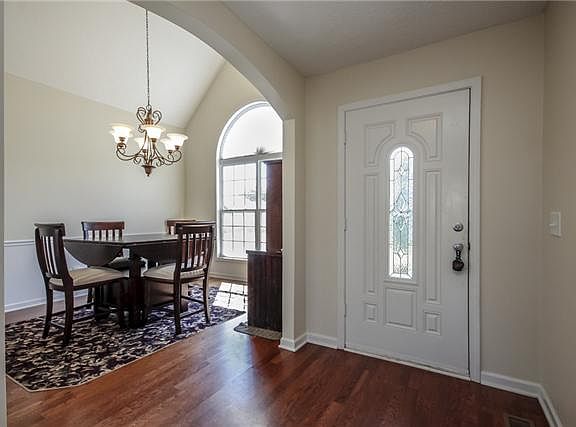 2nd image of 1308 Wentworth Dr