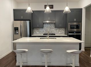 9947 Michael Irvin St, Irving, TX 75063