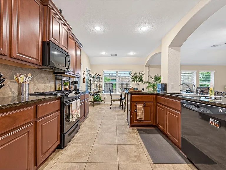 7 Cayahoga Ct — Photo 12