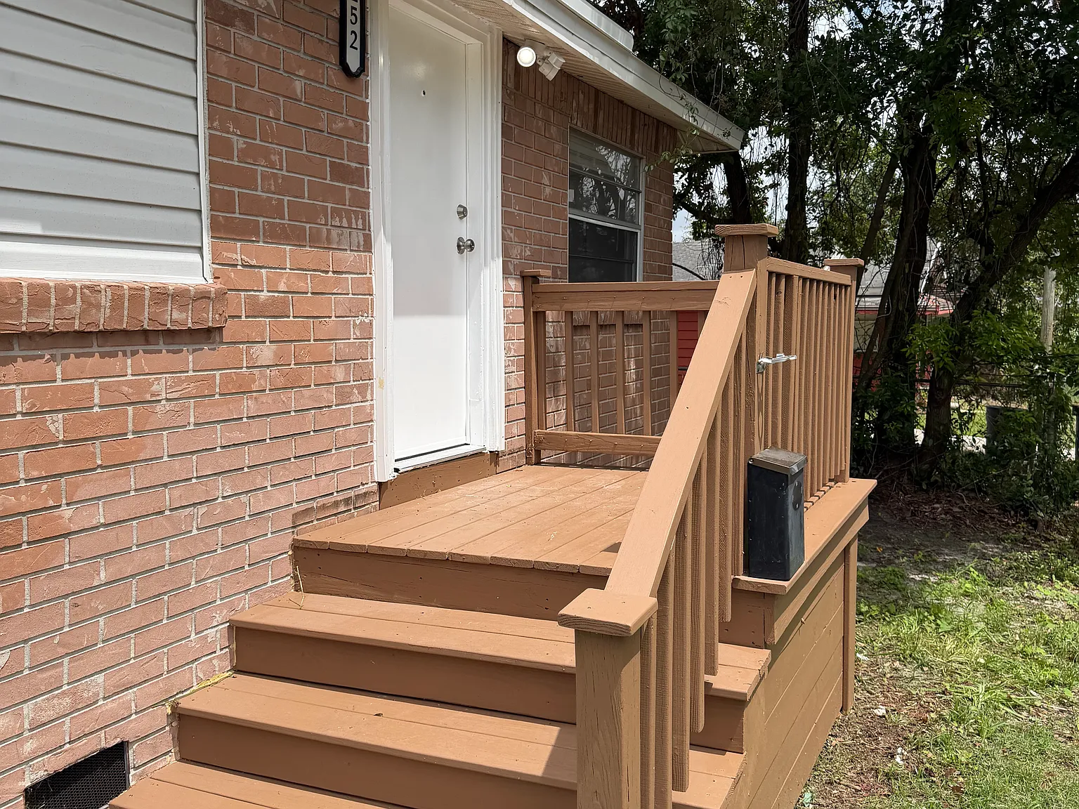 3 bed, 1.5 bath, 792 sqft, $1,350 — Photo 3