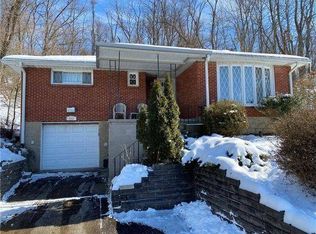 643 Lougeay Rd, Pittsburgh, PA 15235