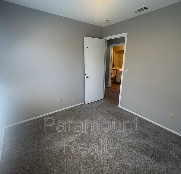 1230 Mohr Cir — Photo 21