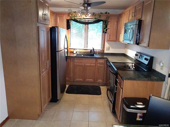 5th image of 2604 Fairway Dr