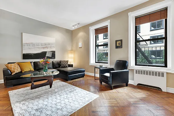 Rented by Cooper & Cooper Real Estate | media 24