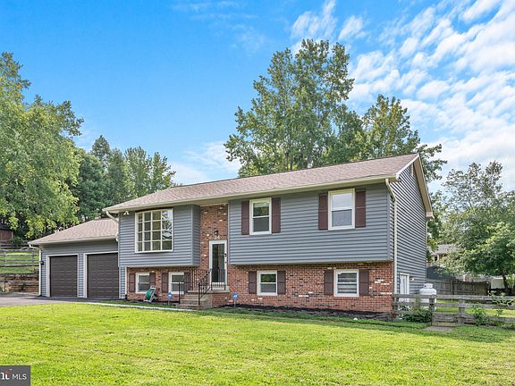 4th image of 24 Moss Dr