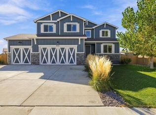 3435 Short Grass Dr, Wellington, CO 80549