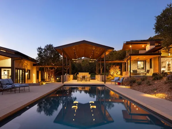 71 ESTE Canada Ct, Carmel, CA 93923