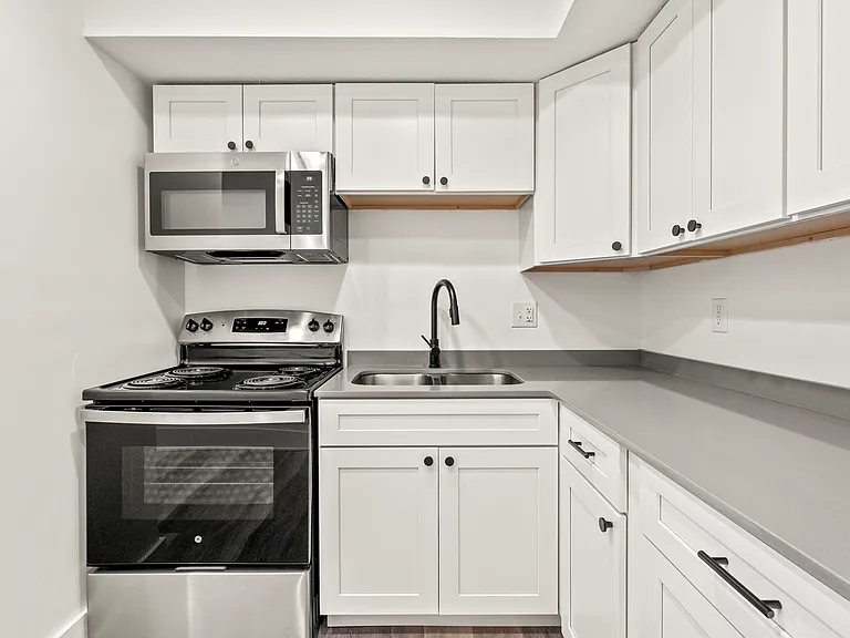 3202 Central Ave #6 — Photo 11