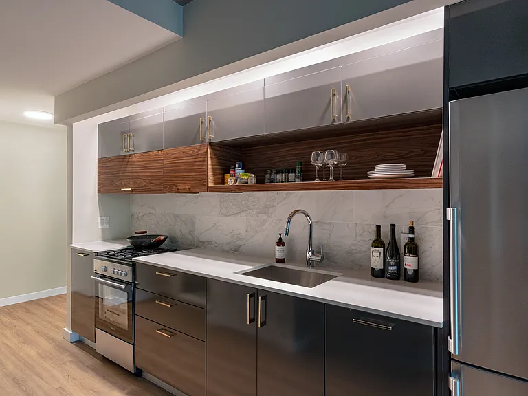 222 Johnson Ave #6D — Photo 1