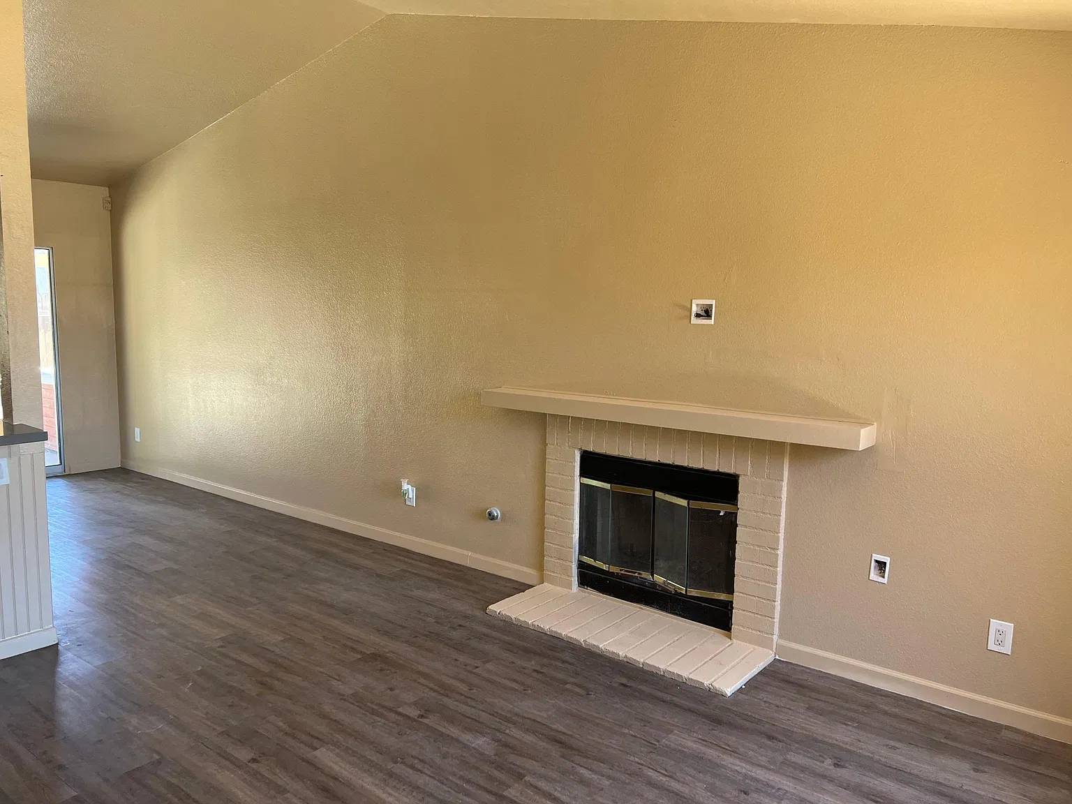 Murrieta Rd, Perris — Photo 2