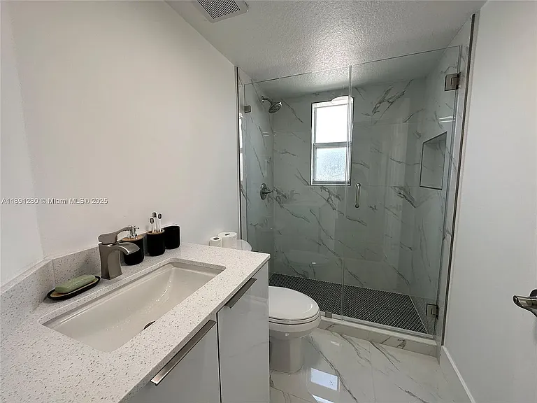 1638 SW 3rd St #303 — Photo 13