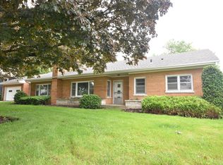 416 Maple Ave, Juneau, WI 53039