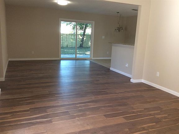 3rd image of 4514 Cornell Dr