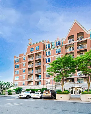 Sold by Ilite Realty Inc | media 18
