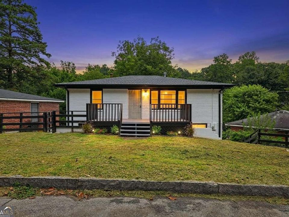 1st image of 111 Victor Cir NW
