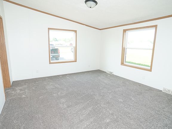 2nd image of 1862 S County Road 800 E