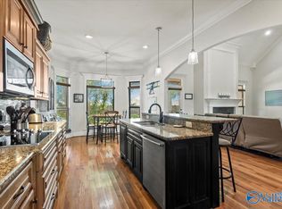 24736 Beacon Cir, Athens, AL 35613