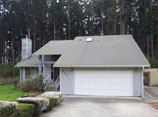 237 NW Calista Ct, Oak Harbor, WA 98277