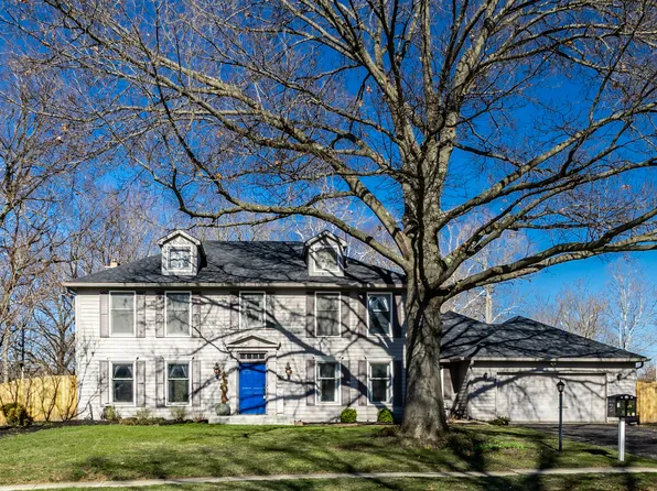 12216 Castle Row Overlook, Carmel, IN 46033