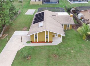 2426 SE Allen St, Port Saint Lucie, FL 34984