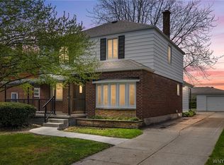 601 Roycroft Blvd, Cheektowaga, NY 14225