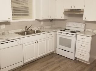 2462 Ousdahl Rd, Lawrence, KS 66046