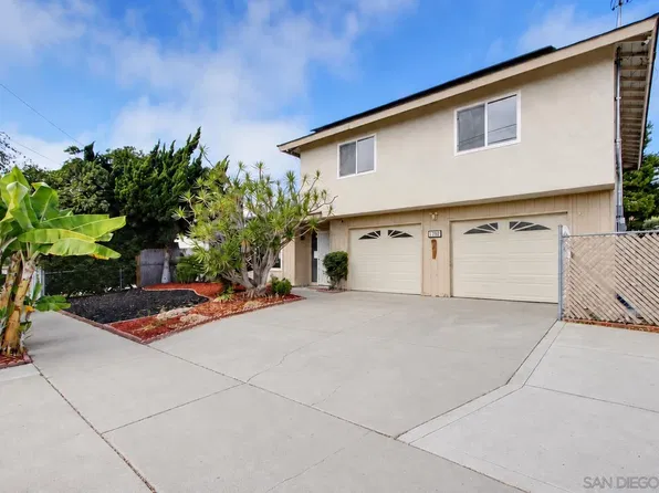 2190 Greenbrier Dr, Oceanside, CA 92054