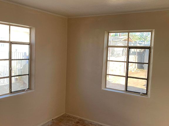 5th image of 624 La Paz Dr