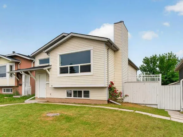 44 W Falshire Close NE, Calgary, AB T3J 3A1