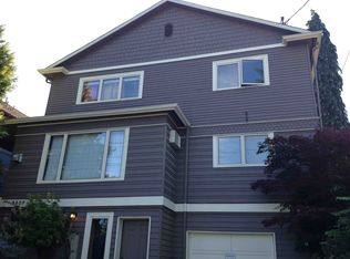 9207 15th Ave NE, Seattle, WA 98115